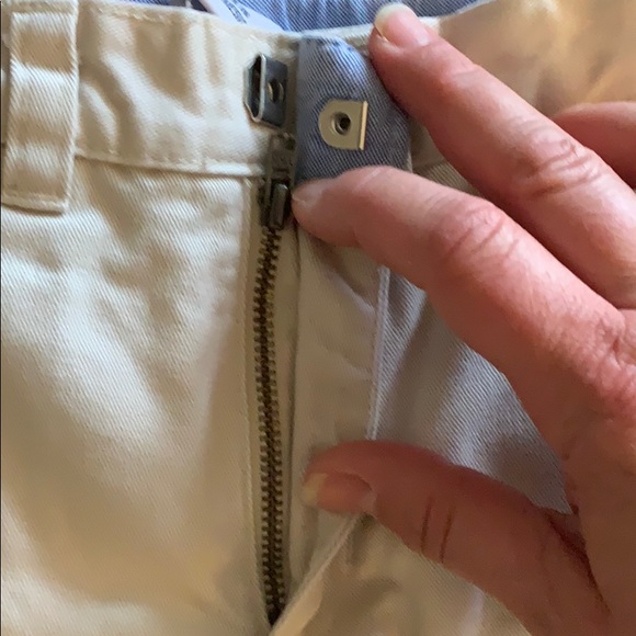 Gap, NWOT. Khakis, perfect for spring pictures - Picture 2 of 6